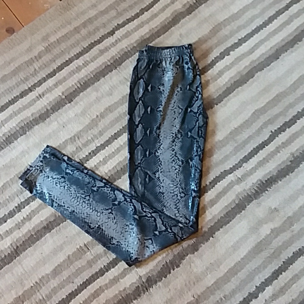 Python leggings